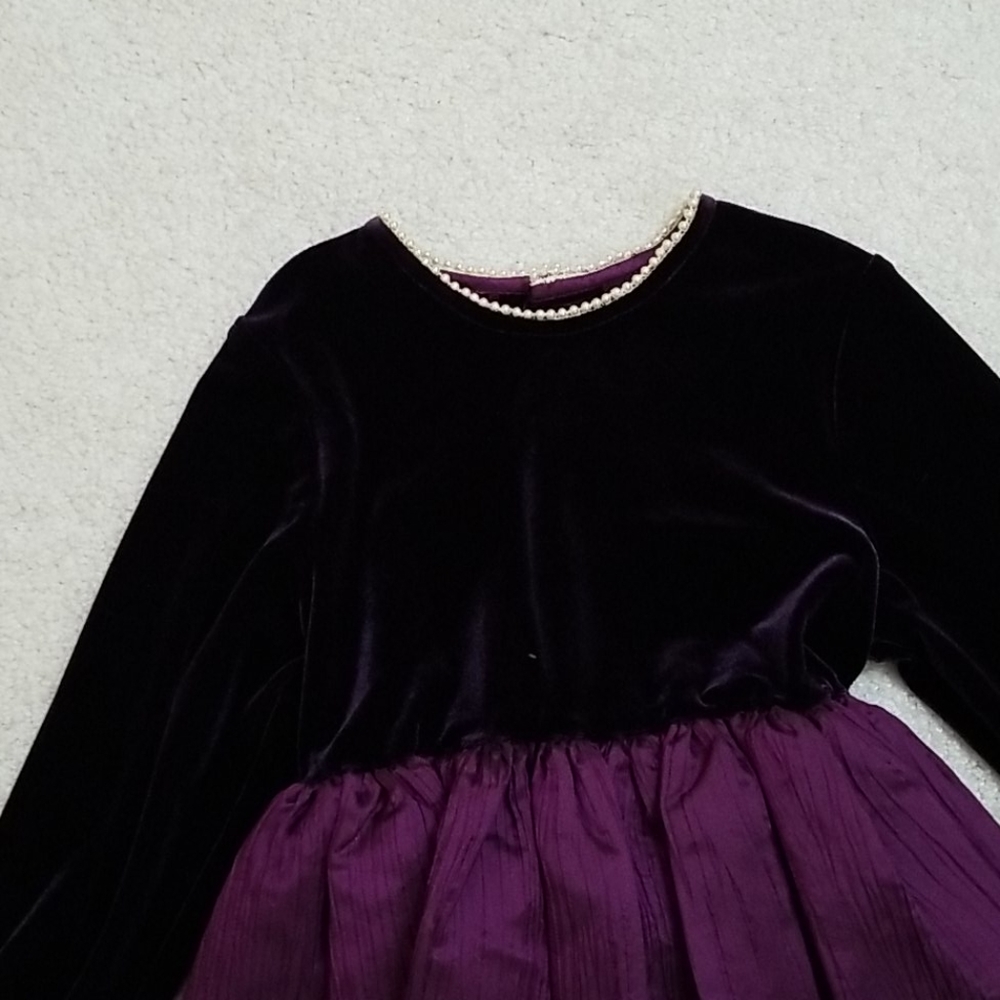 Dress - Picture 2 of 5